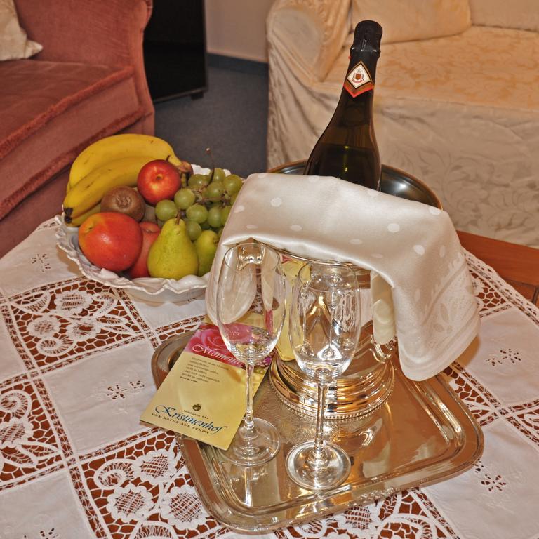 Hotel Garni Kristinenhof Бад-Цвишенан Номер фото